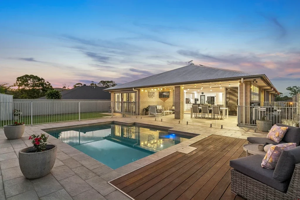 best price home sale Upper Kedron