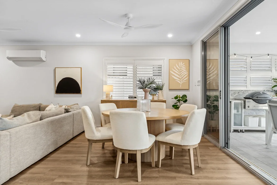 A dining room.