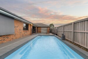 2 Ironbark Circuit, EVERTON HILLS, QLD 4053