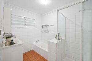 1 Dunbil Avenue, FERNY HILLS, QLD 4055