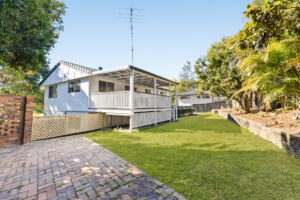 7 Caladenia Court, EVERTON HILLS, QLD 4053