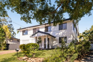 7 Caladenia Court, EVERTON HILLS, QLD 4053