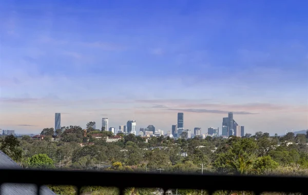 178a-H3396650-170432764__1761779498-37413-107PlucksRdAranaHills-DuskPhotos24